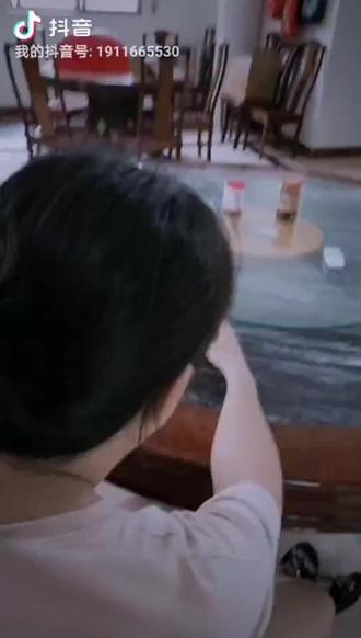 家人们早上好,这是我表妹,开个玩笑,#搞笑视频#抖音小助手