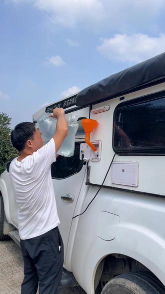 信阳新县云泉,淮南第一泉
古为汉潢古道饮水处,今是周边居家吃水地;水质ppm23堪比花钱买的农夫山泉,据说富含硒元素…#淮南第一泉