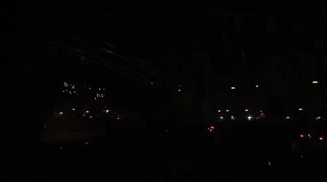 99%的人没听过,beyond最被低估的一首歌,歌曲艺术性和视觉可谓一绝。#有一种情怀叫beyond #黄家驹经典歌曲 #回顾经典老歌 #beyond永远的beyond #beyond