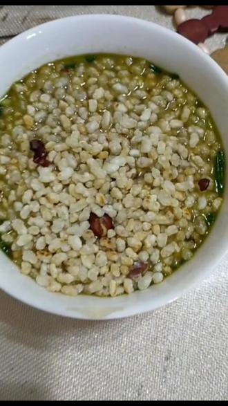 生在桂林的山旮旯里不会打油茶是生存不下去的,不会就得学!小平乐传统油茶,美味#美食 #妈呀太香了 #传统手艺 #粗茶淡饭 #抖音美食推荐官