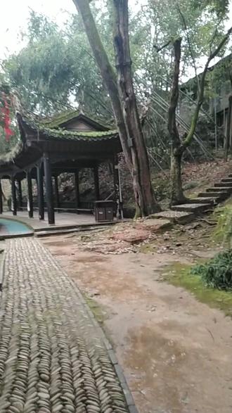 洛阳亲友如相问,一片冰心在玉壶。芙蓉楼#亭台楼阁