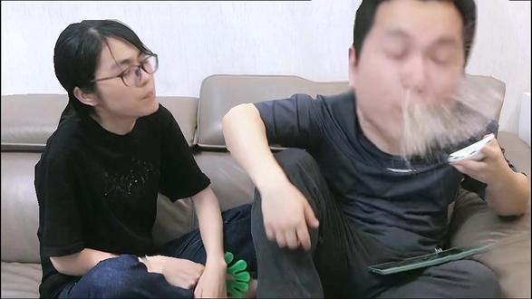 历史总是这么惊人的相似,大家知道5月20日是什么日子吗?#惊不惊喜意不意外#猝不及防#情侣搞笑日常#相爱相杀日常 #搞笑