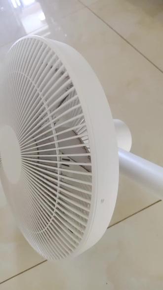 小米电风扇 在线求拆小米风扇,风扇罩不好拆🥺无法拆卸清洗。买的时候好看,用起来发现不会用