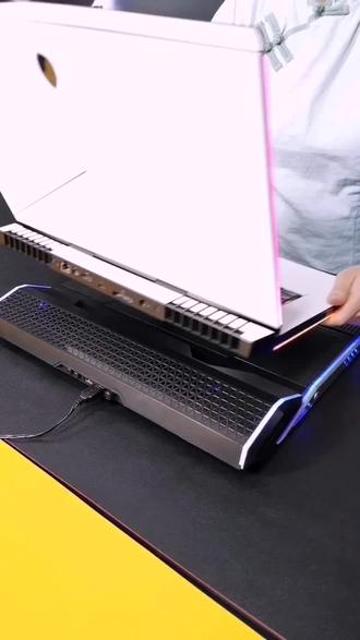 外星人顶级游戏机,多彩灯效,散热不好白给