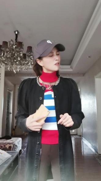 今复查CT显示有明显的骨痂生长,即“海尔帕断端已成功对接,但新增一根骨裂及伴有肋软骨及神经挫伤,静养加运动走起