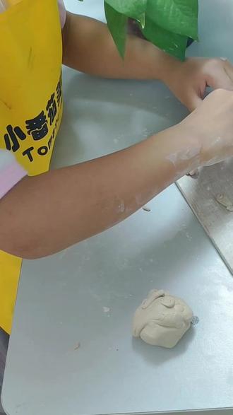 4.5岁宝贝制作《吞噬鳗》