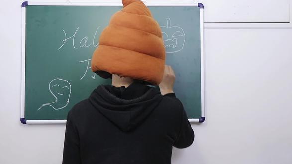 Halloween并不是"万圣节", 别再搞错了哦 #halloween #万圣节 #英语 @抖音小助手