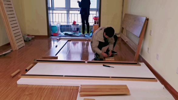 家具安装二次上门订单为何骤然增多 费用却只有40块钱 谁规定的?