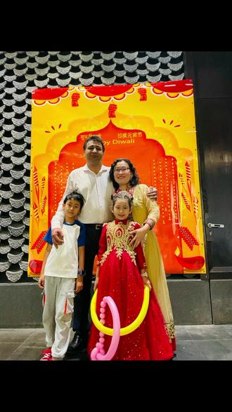 #Diwali #排灯节 #印度节日 #异国风情 #外国人在中国 祝所有的朋友排灯节我快乐!Happy Diwali to all! 🎈🥰🧧