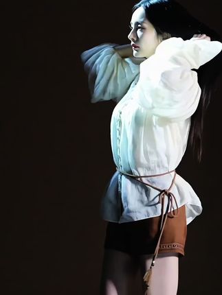 杨幂同款ZImm家衬衫现货啦 原版6000➕,对标还原一比一的 真的超棒 #杨幂 #高级感穿搭 #衬衫穿搭 #衬衣穿搭 #仙女穿搭