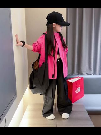 #潮酷穿搭 #女孩童装推荐 #做个酷女孩 #潮酷女生 #酷女孩穿搭