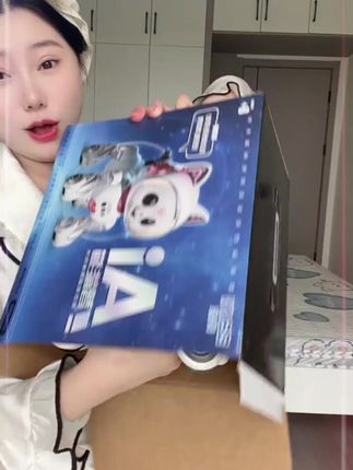 -这个AI机器猫太绝了!能唱能跳、会做俯卧撑,还能讲故事,孩子玩得根本停不下来!现在入手正合适,让孩子开心到飞起!#宝宝玩具 #母婴好物 #儿童玩具 #AI机器猫 #带娃好物