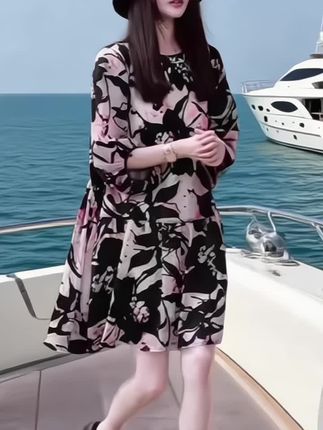 #愿你眼里有光心中 #打开美好生活 #每天笑一笑烦恼全跑掉 #用自己的方式爱你 #夏季新款