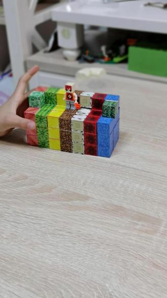 我的世界磁力方块儿童益智拼装磁铁吸积木,比小颗粒方便多了 它采用环保 ABS 材质,大颗粒光滑,不会伤手,里面的磁铁包裹得很安全,颜色牢固,永磁体也耐用,给孩子当玩具选它错不了!#我的世界 #我的世界磁力方块 #儿童玩具