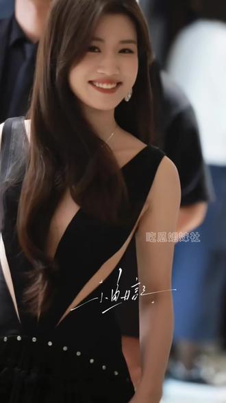 噜噜晓这个严谨 #卢昱晓 #手势舞 #直播 #宠粉