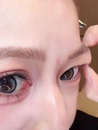 强烈建议所有单眼皮肿眼泡内双的姐妹快试试这个#双眼皮贴~你会回来感谢我的!#内双肿眼泡 #眼妆
