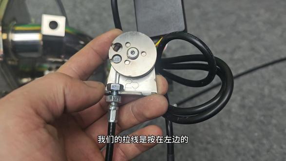 春风675SR、阀门拉线安装、#春风675 #春风675SR #疯狂博士排气