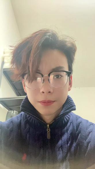 #抽干辣椒 #抽象 这烟有力气!