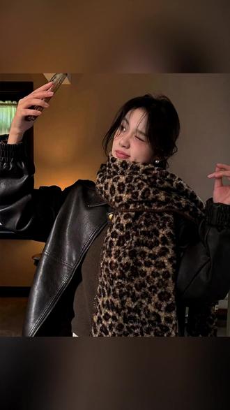 网红时尚百搭双面豹纹女保暖围巾披肩两用长款韩版秋冬季防寒围脖 #时尚穿搭 #穿出高级感 #洋气减龄 #谁穿谁好看 #品质女装