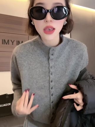 #针织上衣