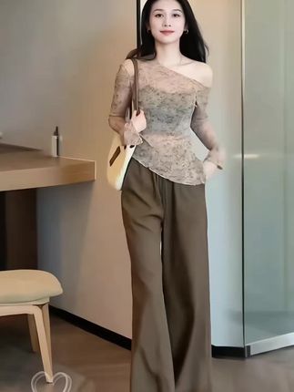 时尚套装女2025早秋新款时髦洋气不规则T恤上衣阔腿裤气质两件套#早秋穿搭 #优雅穿搭 #显高显瘦穿搭