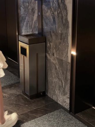 百搭厚底小白鞋
