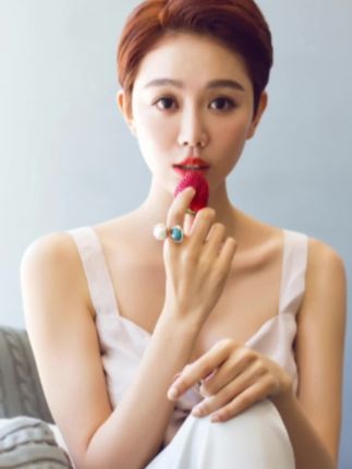 咖啡爱好者的福音来了,这是一款咖啡拿铁的最佳伴郎。#咖啡伴侣推荐 #咖啡伴侣神器 #蜂窝糖拿铁