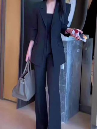 秋季大码黑色西装套装女新款胖mm时尚减龄修身气质职业西服两件套#爆款热卖中