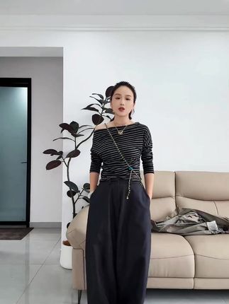 #今日穿搭 #休闲穿搭 #我的ootd穿搭 #显高显瘦穿搭 #套装显瘦穿搭