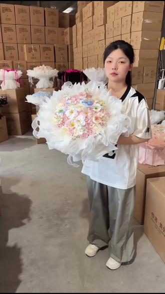 199朵玫瑰送妈妈送爱人!顺丰直接到家哦!