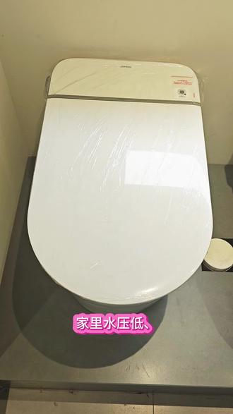 家里水压低、半夜冲水吵、上厕所溅水尴尬的看过来!
九牧这款XD5260全智能马桶真的解决所有痛点✨
✅魔力泡2.0加厚泡沫盾,防溅防臭还抗菌,再也不怕水花溅一屁股
✅自带水箱零压静音冲,老小区高楼层用水高峰冲力照样在线,深夜起夜不吵家人
✅微重力感应座圈,不会一挪身子就误冲水,细节太贴心
✅支持APP智控,清洗、座温、暖风手机一键调节
一体简约颜值,摆卫生间高级感拉满#智能马桶科普 #智能马桶使用后真实感受 #家用智能马桶 #选购马桶五大技巧 #智能马桶选购技巧