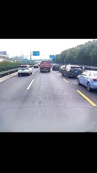 变道责任如何划分 #汽车知识