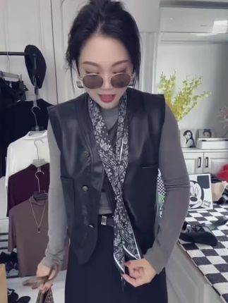 蛋白软皮机车马甲 有肉肉的姐妹进遮肉显瘦又洋气#穿出高级感#优雅气质#梨形身材穿搭@巨量千川 @DOU+小助手