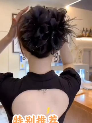 #上热门 头饰发饰,满天星花朵羽毛抓夹,适合所有脸型,美出高级感#抓夹#花朵羽毛抓夹