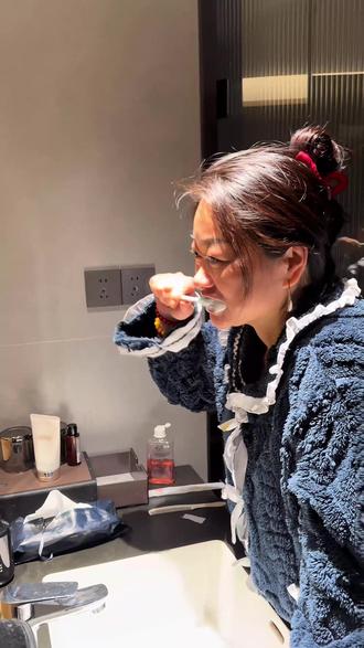 韩贝星美白牙膏,七天美白三个度,去渍去异味,快递还有几天停发,抓紧屯起来姐妹们……