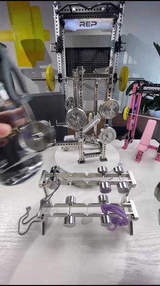 告别枯燥健身,这款哑铃挂件让你随时锻炼! #好物推荐🔥 #健身