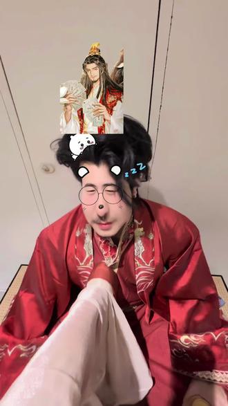 余逸和小长乐就这样萌萌的过一辈子
#猎奇 #求己 #剧本杀 #水后吐真言