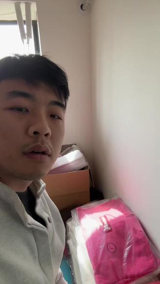 就两个字,现货 #supreme开箱 #卫衣 #潮流穿搭 #每日 #supreme上海