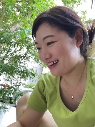 #vlog日常 也太巧了,下来拿快递,发现竟然有人跟我买的一样,还以为商家给我发错了😅,八宝窝头面好吃,需要的姐妹放心入#记录生活
