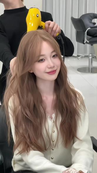 方圆脸一定要尝试的发型 真的太显脸小了 搭配浅色在夏天更韩了好有气质#成都染发 #成都剪发 #方圆脸 #显白颜色