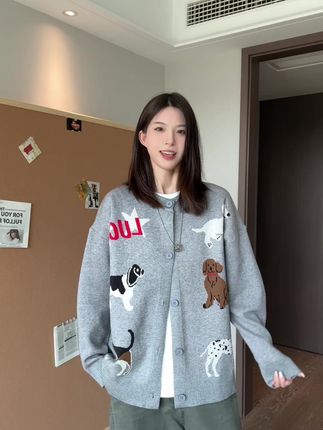 早秋氛围感开衫毛衣【大货拍摄】 #ootd穿搭 #秋冬新品 #氛围感穿搭 #毛衣 #开衫毛衣