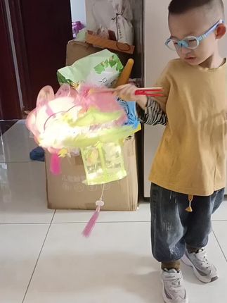 #创意手工 #小朋友玩具 #中秋节 #灯笼 #幼儿手工