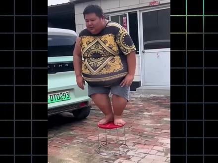 当你觉得压力大的时候不妨看看良子的女朋友