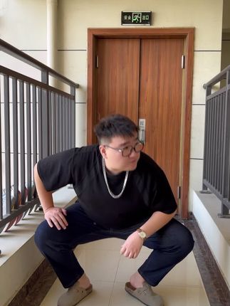 微胖男孩的福音!穿上直接视觉瘦20斤,妈妈再也不用担心我买不到裤子了!#显高显瘦 #大码男装 #穿搭技巧 #男生改造 #牛仔裤