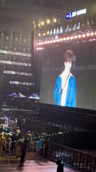 王赫野 姚晓棠 邰正宵 李荣浩老师……欢迎来到我们大娄底演唱会👏👏👏