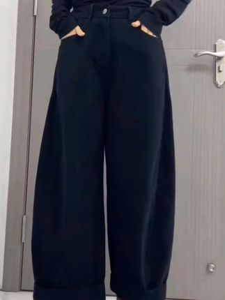 #藏肉显瘦穿搭 #宽松显瘦 #百搭裤子 #休闲百搭 #休闲减龄穿搭 @DOU+小助手