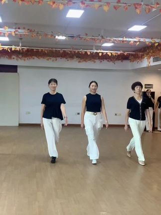 因为热爱,所以坚持;友友们晚上好#随拍 #课堂随拍