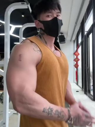 GD夏季运动背心男美式纯色百搭宽松篮球健身训练透气无袖T恤衣服