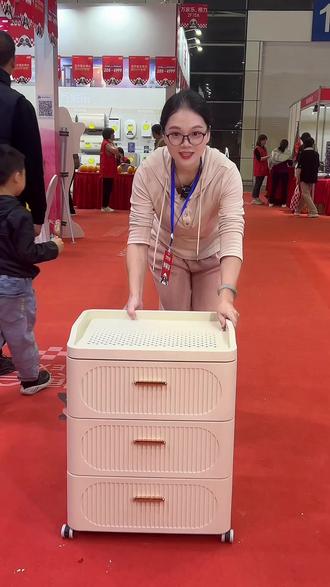 这款奶油风的床头柜你们都买了吗?颜值高提升幸福感~免安装打开包装就可以使用#美好生活家