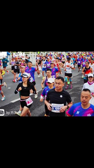 #每个动作都是用汗水换来的 #南山半马安全完赛
2025年12月14日的南山半马,在精英朋友们的陪伴下安全完赛!虽然不是pb,146的成绩我也很满意!记录的全过程,发个视频留作纪念!